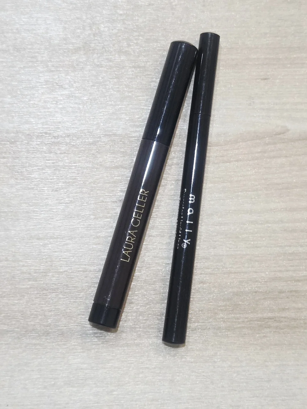 Black And Brown Eyeliner Duo - Laura Geller & Mally